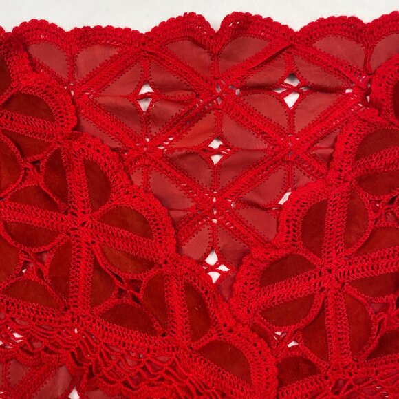 Crochet and leather shawl - Picture 4 of 4